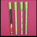 Cover stylos avocat fond rose foncé